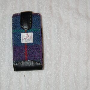 Harris Tweed Hand Woven in the Outer Hebrides Small Case W/Snap Closure